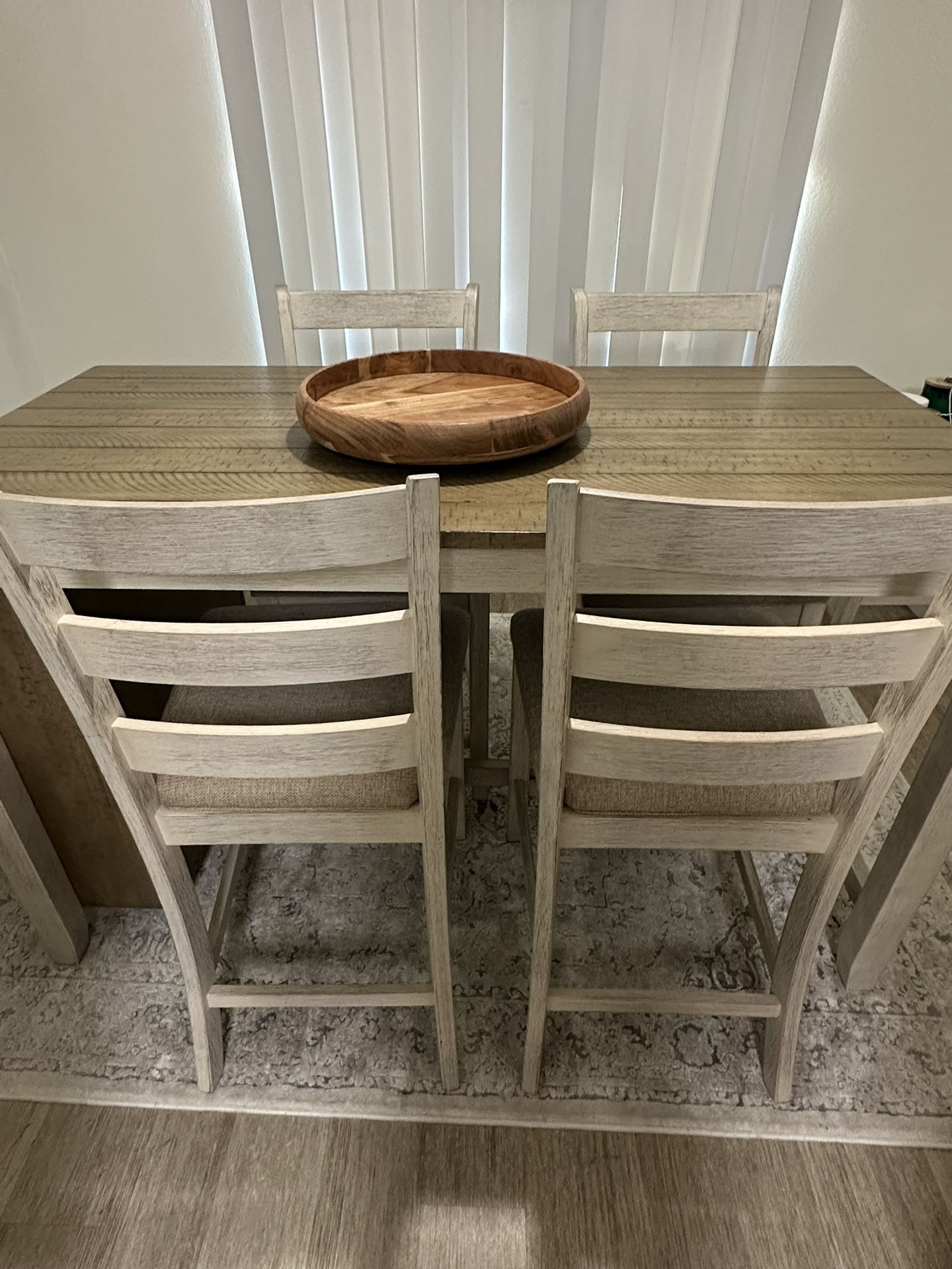 Ashley Dining Table