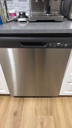 FREE GE DISHwasher/ works on all cycles except the dry boost