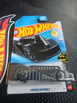 Hot Wheels Mainline armored Batmobile