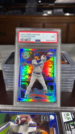 2024 Topps Chrome Shohei Ohtani 35th Anniversary Rainbow Foil Refractor PSA 9!