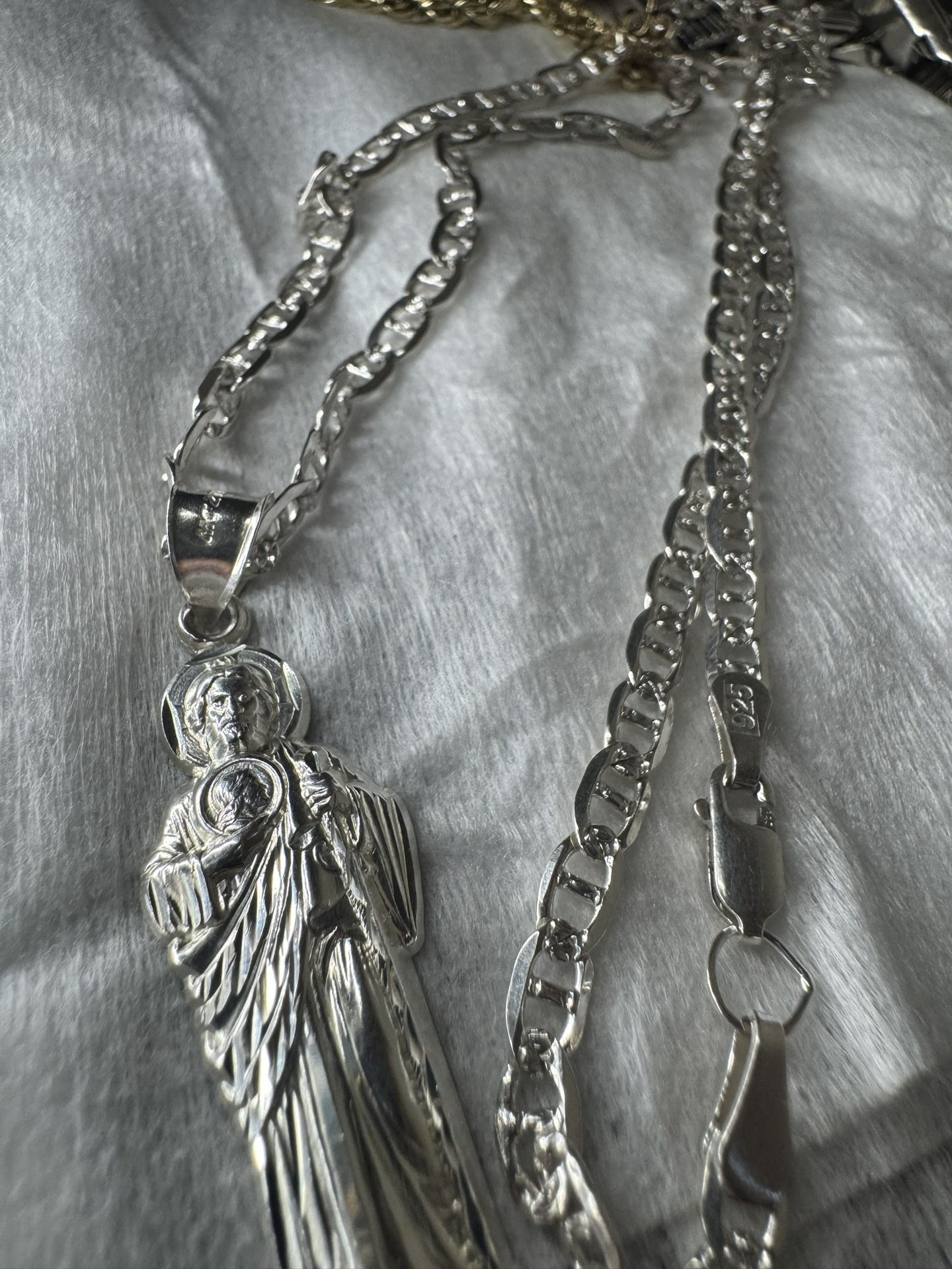 BEAUTIFUL FRANCO SILVER CHAIN WITH DIAMOND CUT FINSH