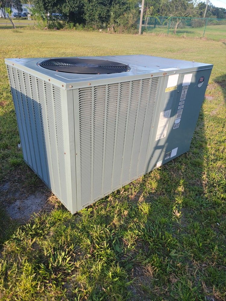 Rheem  4 Ton A/c Air And Heat 