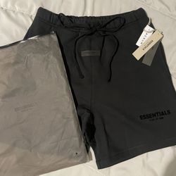 Black Fear of God Essential Shorts 