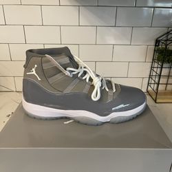 Men’s Jordan Retro 11 Cool Grey Size 13.