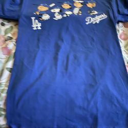 New Dodgers Tshirts