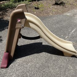 Step 2 Children's Slide (Foldable For Storage)