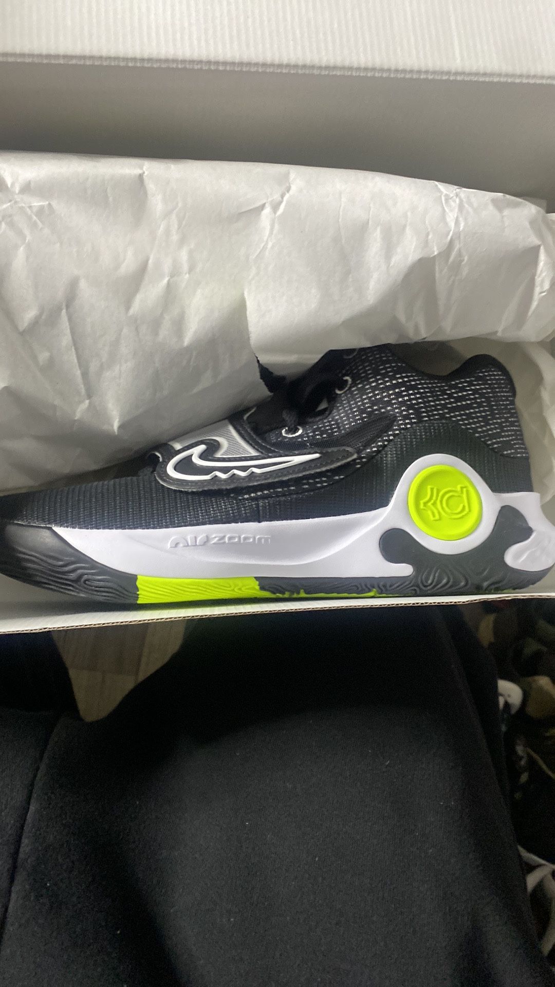 KD Size 10.5 brand New 