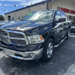 2016 Dodge Ram Hemi 4X4 $995 DOWN 