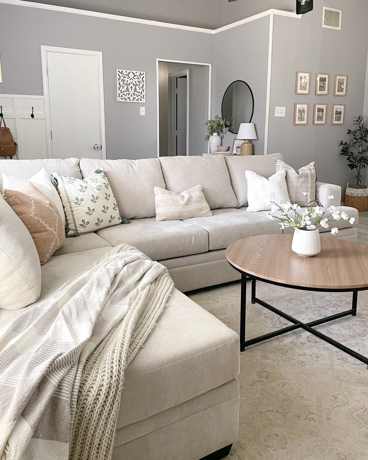 Custom Sectional! $0 Down Financing!