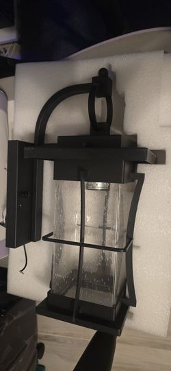 Near New In Box 3 Wall Patio Lights