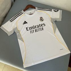 Real Madrid 25/26 Jersey