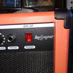 Leo Jaymz Guitar Amplifier 