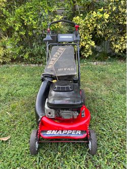 COMMERCIAL SNAPPER  EASY SPEED SERIES POWERED BY KAWASAKI FJ180V ENGINE. ONE HOMEOWNER USED. PERFECT CONDITION WELL TAKING CARE OF. IT WOULD CUT YOUR 