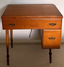 Vintage MCM 1960 Singer sewing or side table
