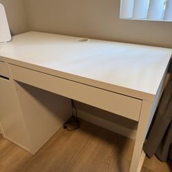 IKEA Micke Desk