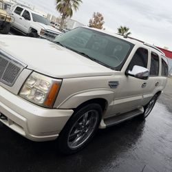 2005 Cadillac Escalade