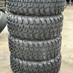 35x12.50r20