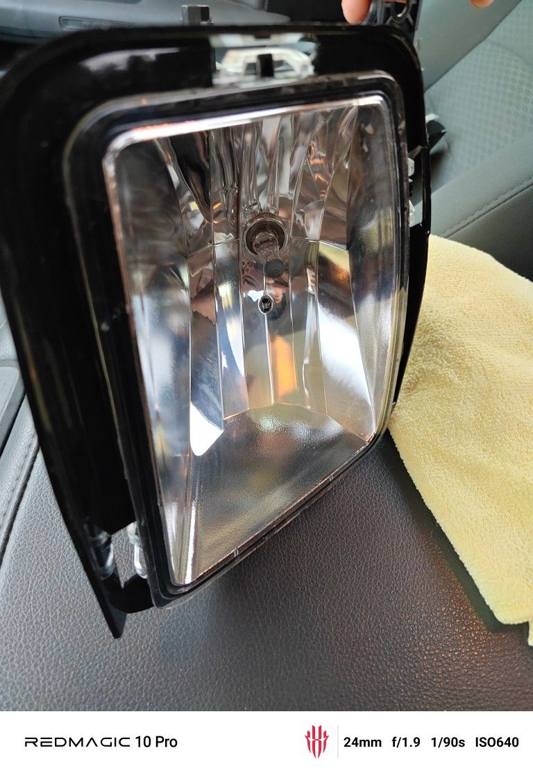 4th Gen Ram 1500 Fog Lights