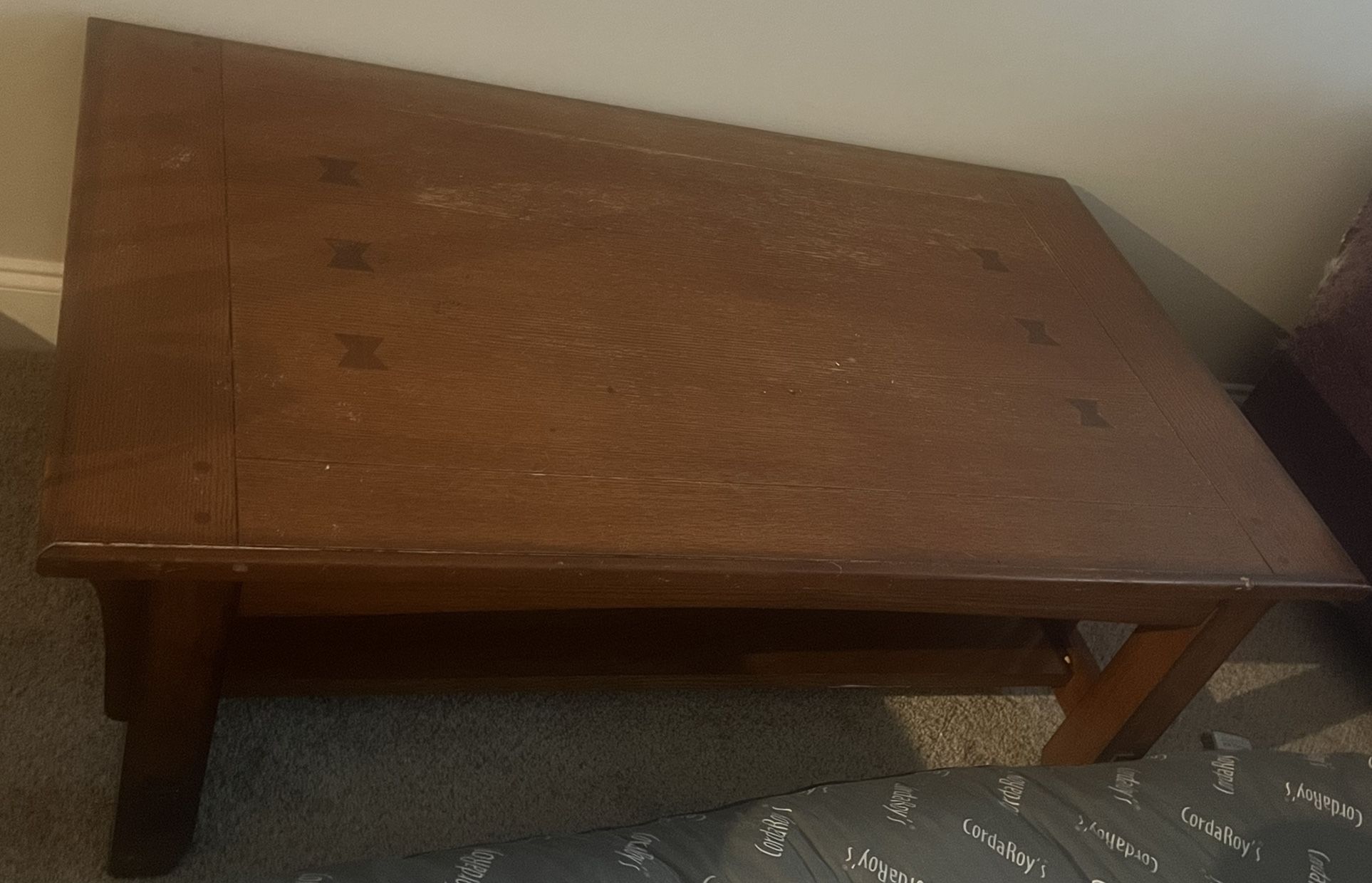 Solid Wood Coffee Table – Rustic Vintage Style