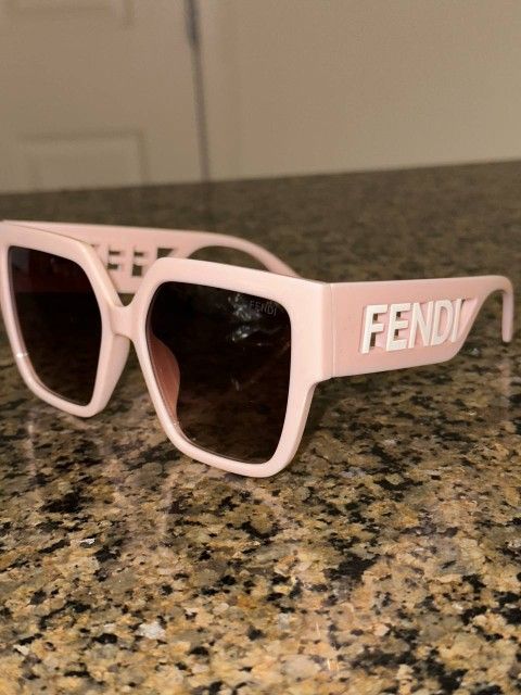 FF Sunglasses New Pink