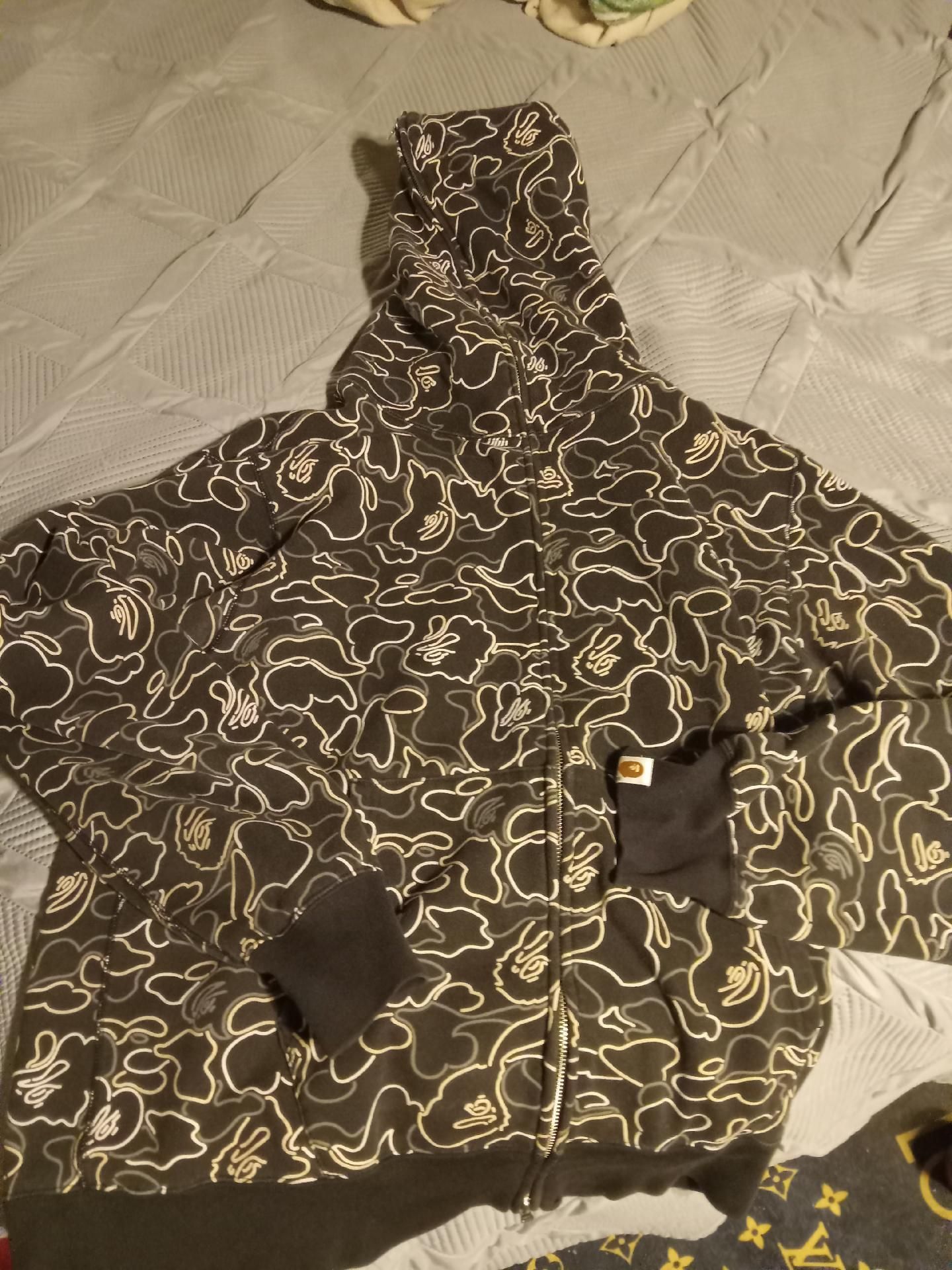 Bape hoodie sz XL