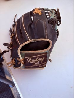 Rawlings Heart of the Hide PRO205 11.75” Baseball Glove – RHT – Game Ready