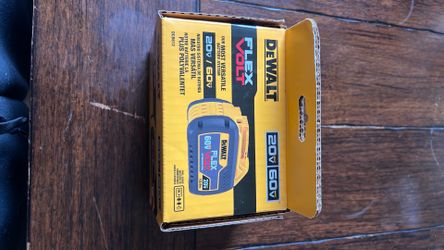 DeWALT DCB612 FLEXVOLT 20V/60V MAX 12.0 Ah Lithium Ion Battery Brand New NIB