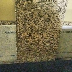 Make An Offer!!!Brazilian Granite!! Remodeled my kitchen. This Brazilian granite is complete full size for a kitchen with or without an island.