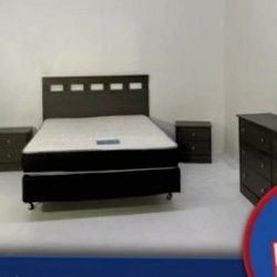 Queen Bedroom Set