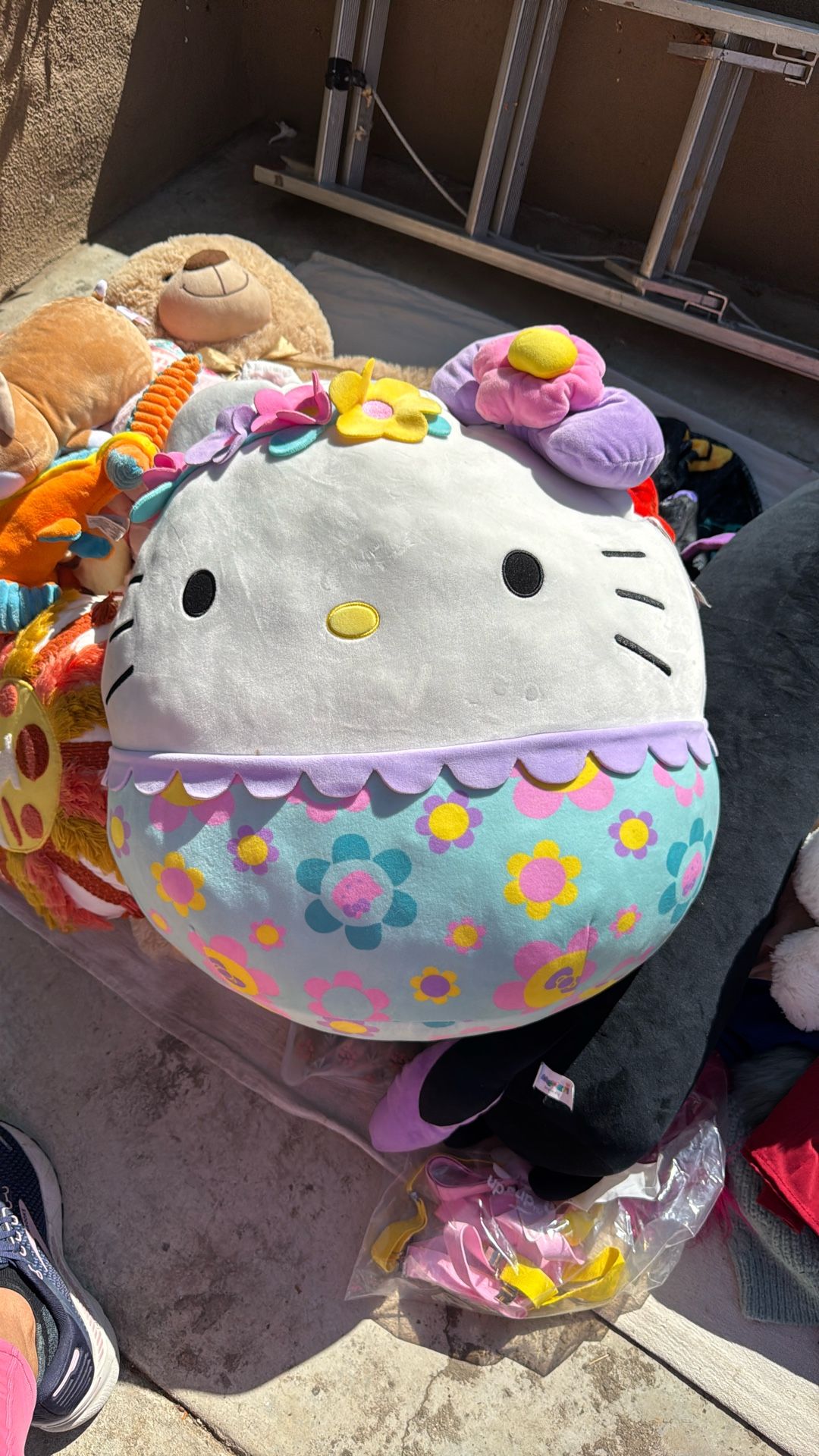 Hello Kitty Squishmallows