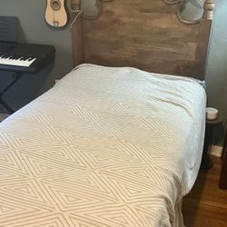 Ballard Designs Claudette Twin Size Headboard With Sealey Twin Size Mattress And Box Spring  