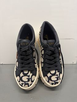 GUESS Women's Logo Platform Sneakers Black White Size 8.5