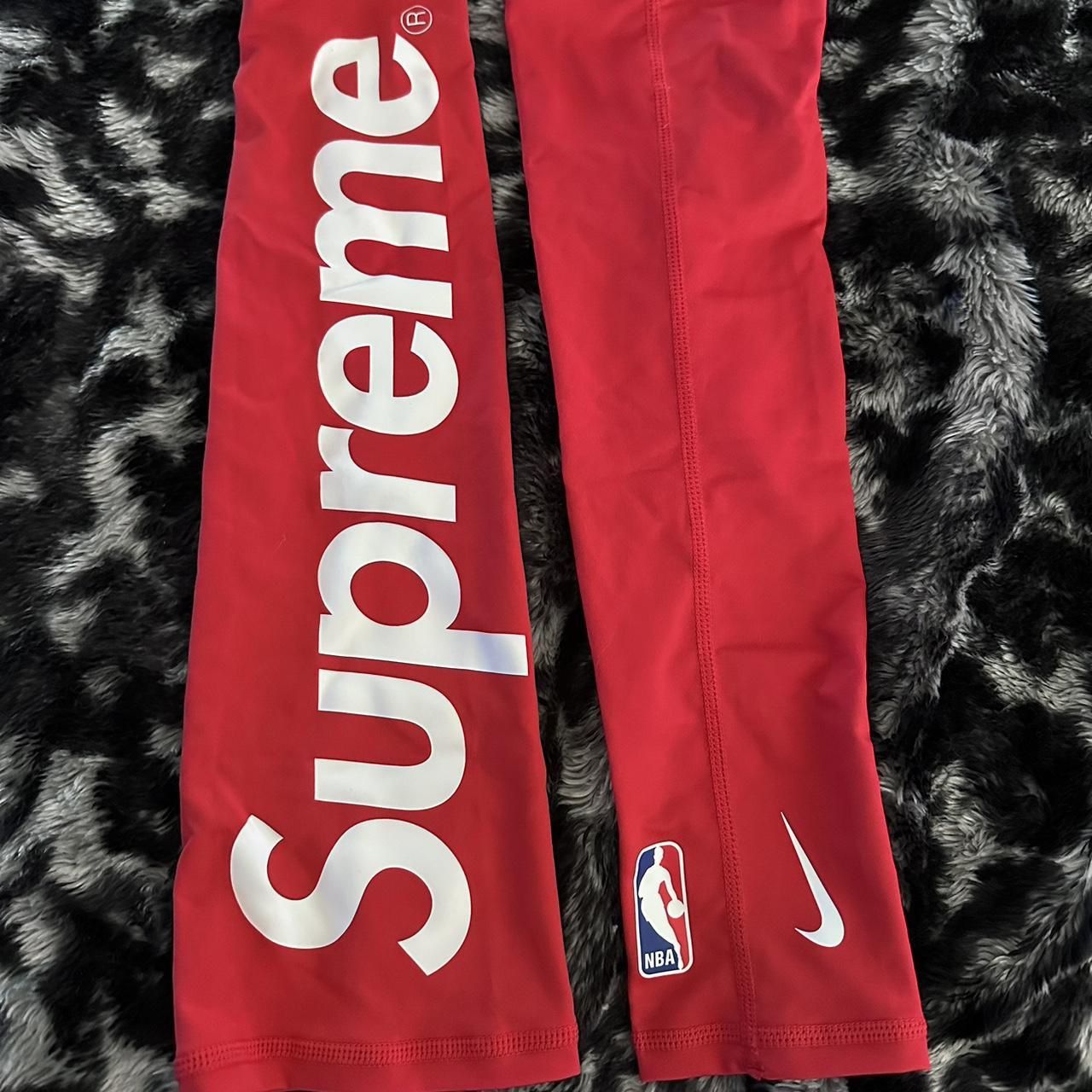 Supreme Nike/NBA Shooting sleeve