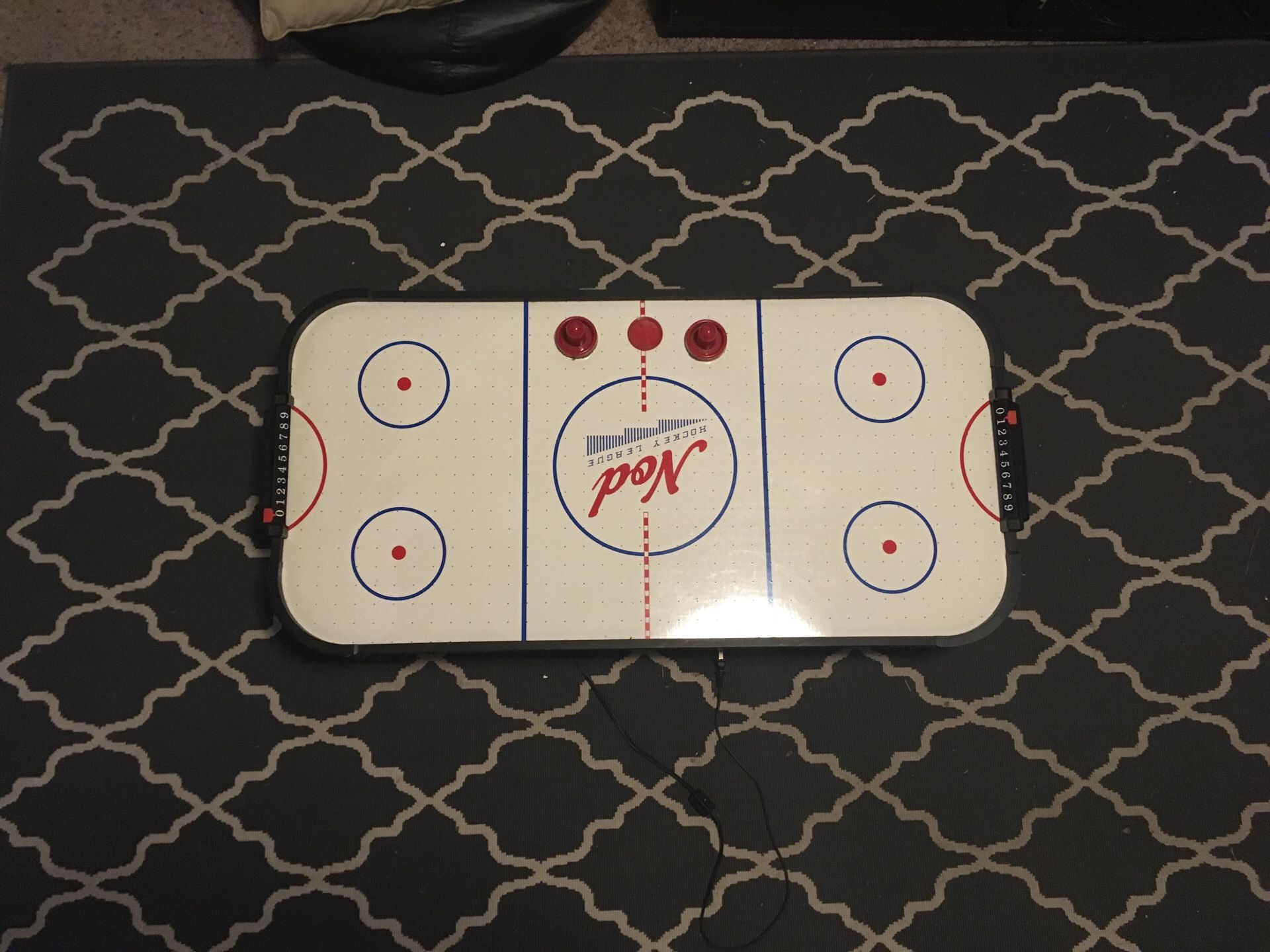 Air hockey