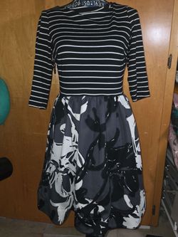 Taylor Black & White Striped Floral Print Fit & Flare Dress