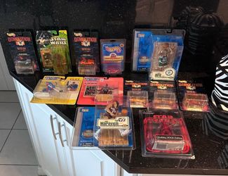 Vintage Collectible Toy Lot – Star Wars, Hot Wheels, NBA