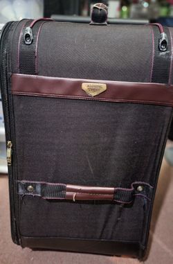 Vintage American Tourister Luggage Check-in Bag (Read Description )