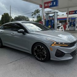 2022 Kia K5 GT-Line 