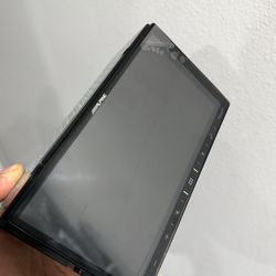 Alpine W650  CarPlay stereo