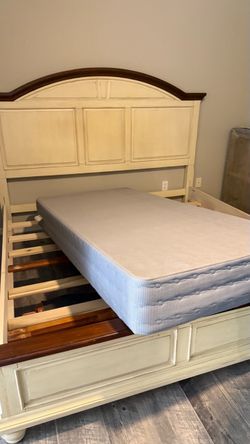 Rustic king-size bedroom set
