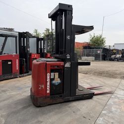 Forklift