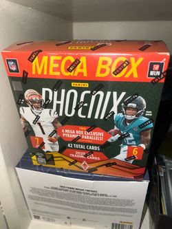 2025 Panini Phoenix Football Mega Box