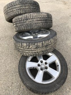 07 dodge charger rims and tires