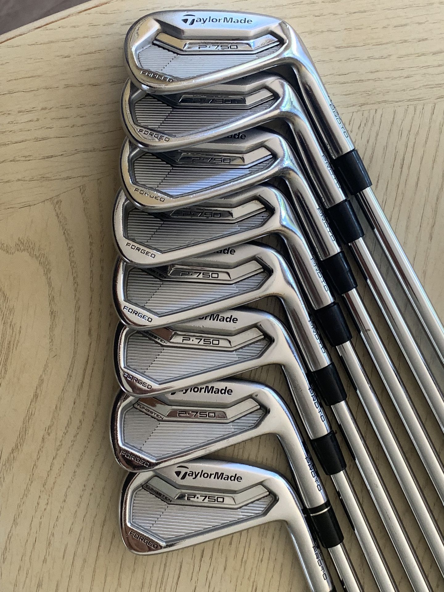 Taylormade P750 Tour Proto Iron Set Pw-3 X Stiff