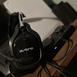 Astro A40 TR s With Mix Amp Xbox Or Pc for Sale in Los Angeles