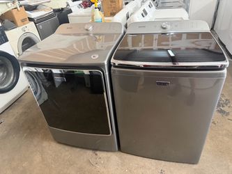 Maytag Washer and Dryer Set