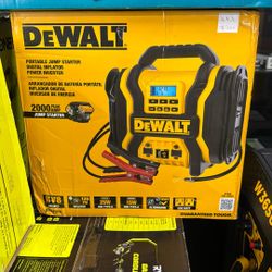 Dewalt Jump Starter 