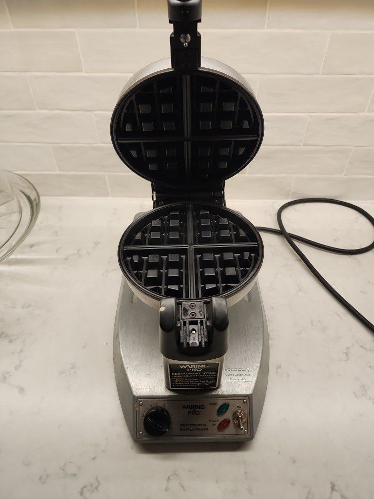 Waring PRO Waffle Maker for Sale in Wendell, NC OfferUp