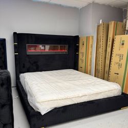 Brand new ! Queen/King Tall Headboard bedframe - Cash & Easy Payments