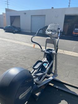 Precor 546 EFX Elliptical (Delivery Included)
